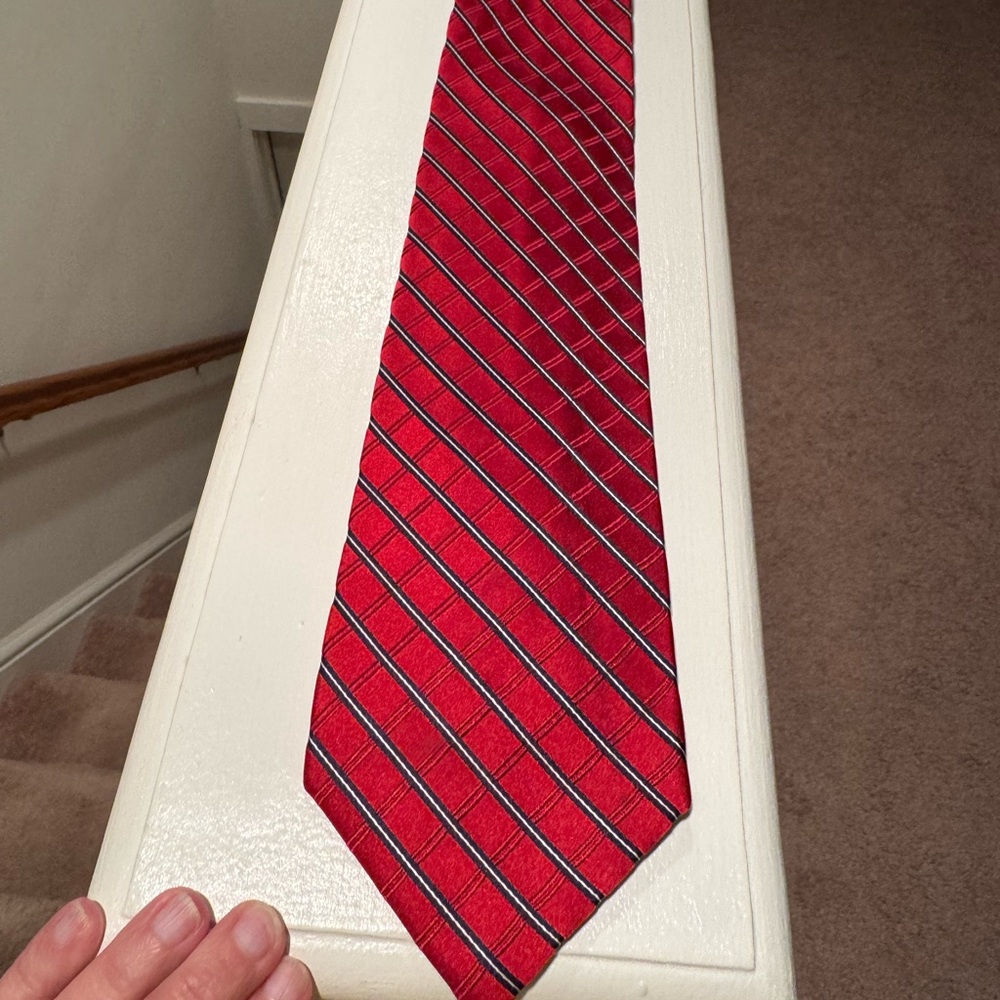 Tommy Hilfiger Red Striped Men's Tie
